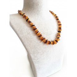 İpek Kehribar Multi Color 4 Renk Cips Kesim Sertifikalı Baltık Damla Kehribar Yetişkin Kolye ipek-217