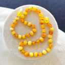 Mat Konyak Karamel Beyaz 3 Renkli, Yuvarlak Kesim Kehribar Kolye - Bebek Çocuk Diş Kolyesi (ipek-526)